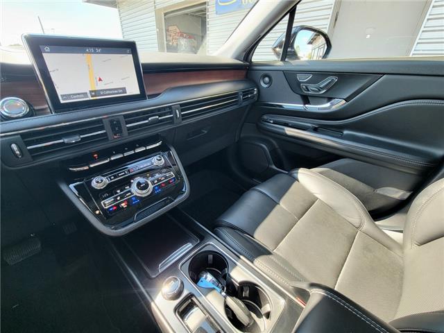 2020 Lincoln Corsair RESERVE AWD | NAVI | PANO ROOF | COOLED SEATS |HUD (Stk: US6848) in St. Catharines - Image 11 of 28 2020 Lincoln Corsair RESERVE AWD | NAVI | PANO ROOF | COOLED SEATS |HUD (Stk: US6848) in St. Catharines - Image 11 of 28