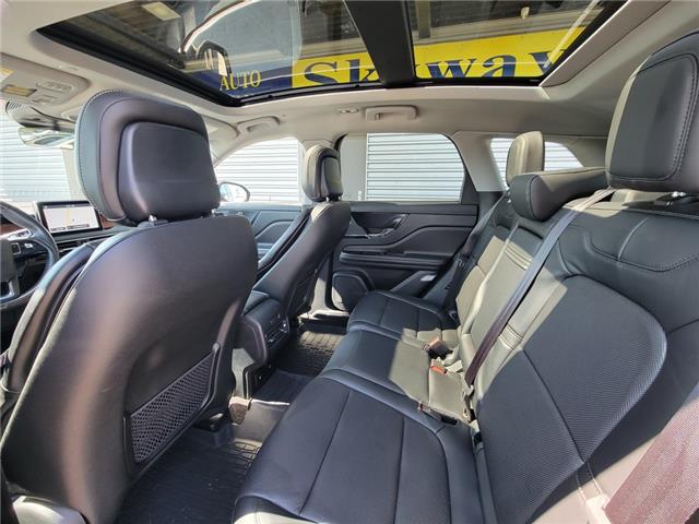 2020 Lincoln Corsair RESERVE AWD | NAVI | PANO ROOF | COOLED SEATS |HUD (Stk: US6848) in St. Catharines - Image 18 of 28 2020 Lincoln Corsair RESERVE AWD | NAVI | PANO ROOF | COOLED SEATS |HUD (Stk: US6848) in St. Catharines - Image 18 of 28
