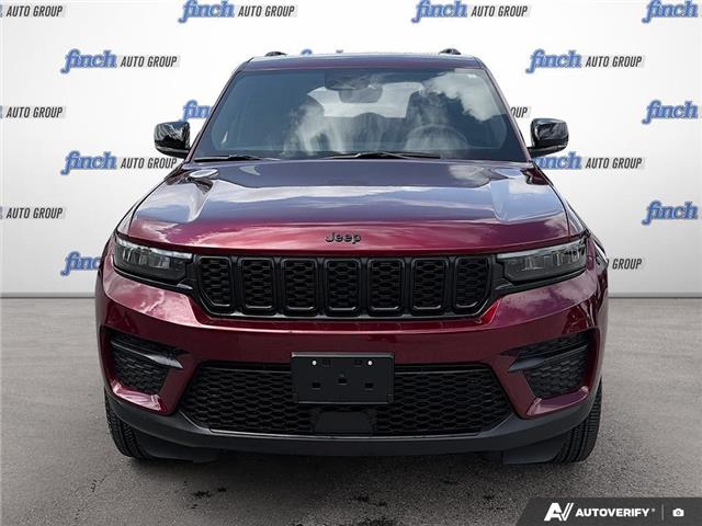 2024 Jeep Grand Cherokee Laredo (Stk: 167097) in London - Image 2 of 25