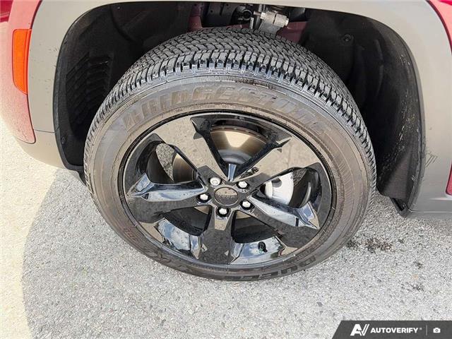 2024 Jeep Grand Cherokee Laredo (Stk: 167097) in London - Image 6 of 25