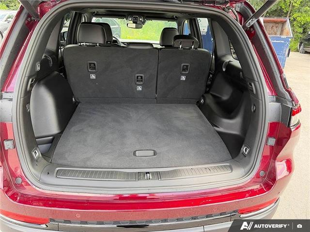 2024 Jeep Grand Cherokee Laredo (Stk: 167097) in London - Image 12 of 25