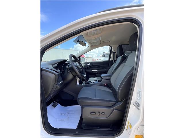 2018 Ford Escape SE in Saskatoon - Image 7 of 12 2018 Ford Escape SE in Saskatoon - Image 7 of 12