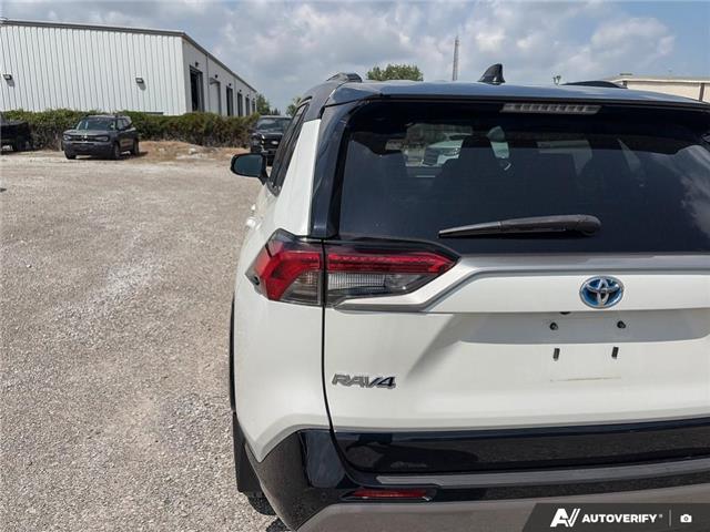 2024 Toyota RAV4 Hybrid XSE (Stk: 5UTT4586) in Sarnia - Image 10 of 24