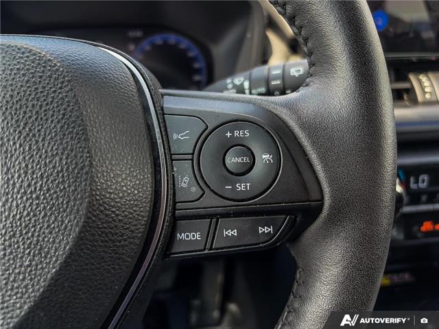 2024 Toyota RAV4 Hybrid XSE (Stk: 5UTT4586) in Sarnia - Image 15 of 24