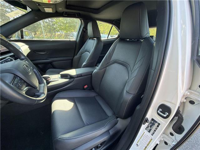 2025 Lexus UX 300h Base (Stk: 10121956A) in Markham - Image 11 of 30