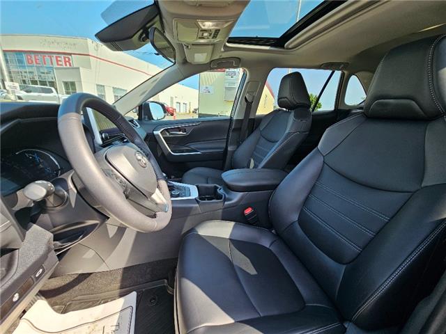 2025 Toyota RAV4 Hybrid XLE (Stk: P3861) in Bowmanville - Image 14 of 29