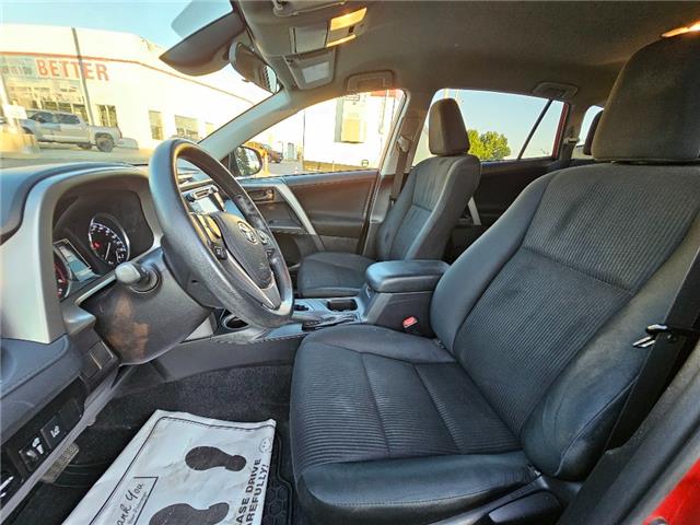 2017 Toyota RAV4 LE (Stk: 26367A) in Bowmanville - Image 12 of 26