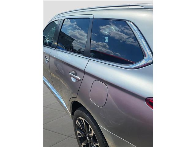 2018 Mitsubishi Outlander Plug-In Hybrid  (Stk: T0253A) in Barrie - Image 10 of 50