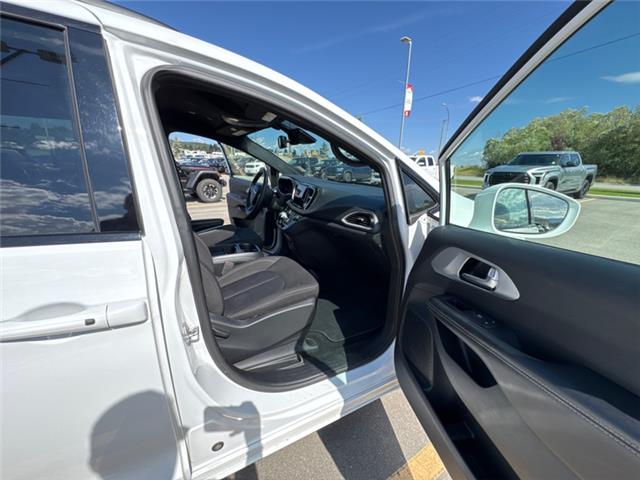 2022 Chrysler Pacifica (Stk: R192928K) in Cranbrook - Image 13 of 20 2022 Chrysler Pacifica (Stk: R192928K) in Cranbrook - Image 13 of 20