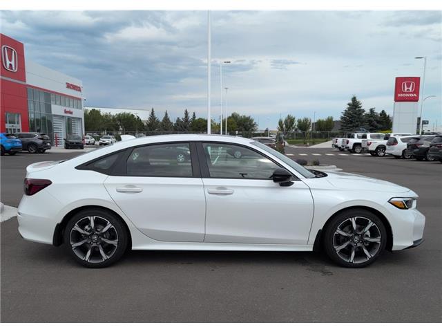 2026 Honda Civic Hybrid Sport Touring (Stk: 4344) in Lethbridge - Image 2 of 30 2026 Honda Civic Hybrid Sport Touring (Stk: 4344) in Lethbridge - Image 2 of 30