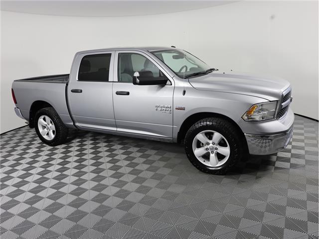 2023 RAM 1500 Classic SLT (Stk: B21214) in Calgary - Image 5 of 20 2023 RAM 1500 Classic SLT (Stk: B21214) in Calgary - Image 5 of 20