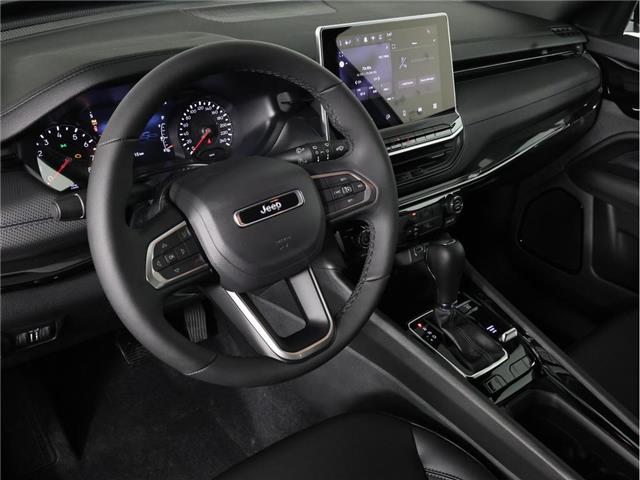2026 Jeep Compass North (Stk: 26J137) in Calgary - Image 13 of 17 2026 Jeep Compass North (Stk: 26J137) in Calgary - Image 13 of 17