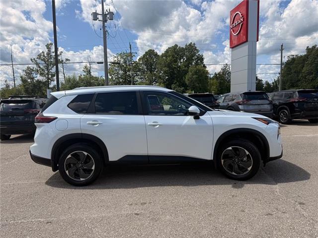 2024 Nissan Rogue SV Moonroof (Stk: P2687) in Smiths Falls - Image 4 of 14