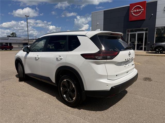 2024 Nissan Rogue SV Moonroof (Stk: P2687) in Smiths Falls - Image 7 of 14