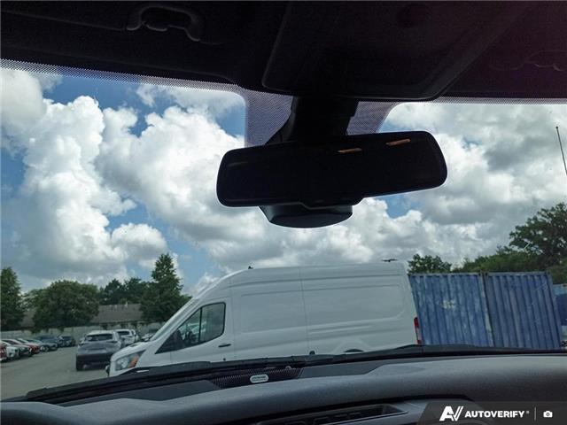 2021 RAM 1500 Classic SLT (Stk: 167102) in London - Image 19 of 26