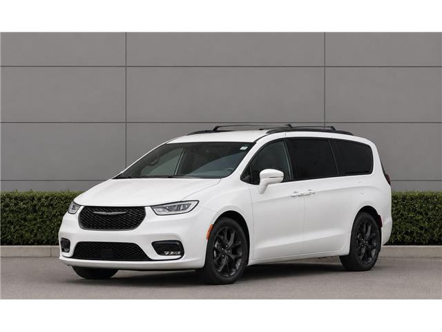 2022 Chrysler Pacifica Touring L (Stk: PV17516) in London - Image 1 of 21