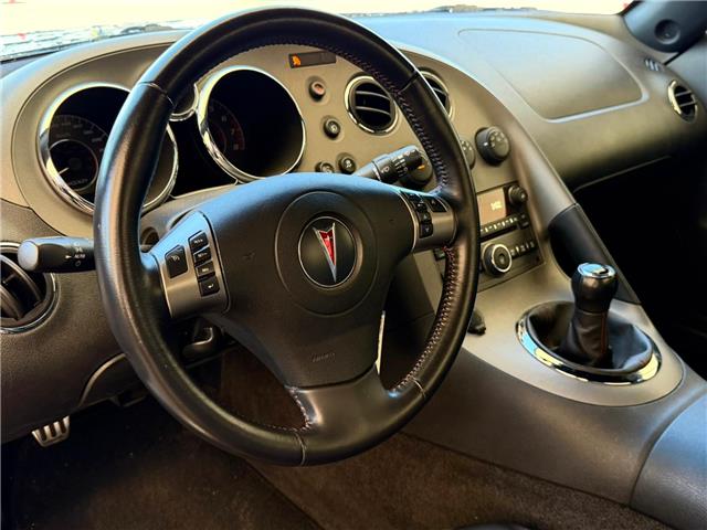 2008 Pontiac Solstice GXP (Stk: 260216D) in Calgary - Image 5 of 17