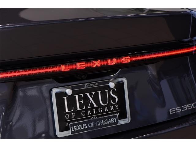 2026 Lexus ES 350e Base (Stk: 260806) in Calgary - Image 5 of 7