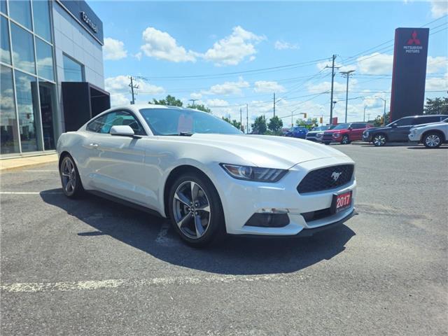 2017 Ford Mustang V6 (Stk: M905A) in Cornwall - Image 2 of 11 2017 Ford Mustang V6 (Stk: M905A) in Cornwall - Image 2 of 11