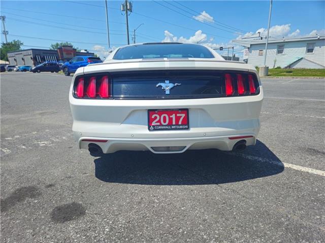 2017 Ford Mustang V6 (Stk: M905A) in Cornwall - Image 8 of 11 2017 Ford Mustang V6 (Stk: M905A) in Cornwall - Image 8 of 11