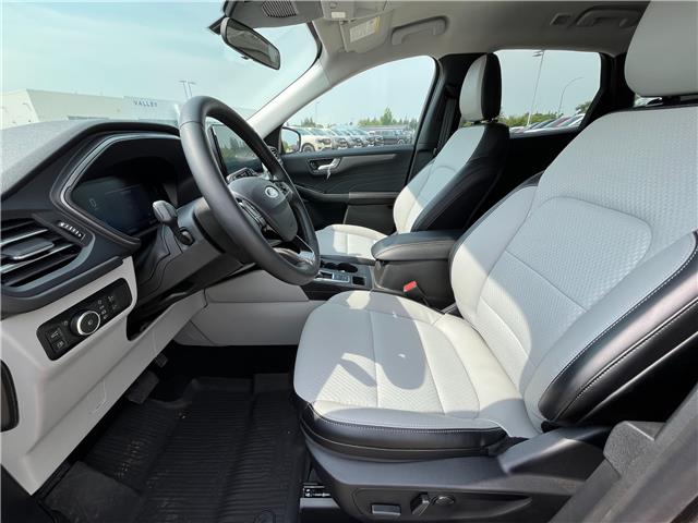 2025 Ford Escape PHEV (Stk: S66663) in Hague - Image 9 of 14