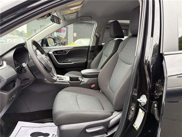 2025 Toyota RAV4 LE (Stk: 14976) in Sudbury - Image 3 of 17