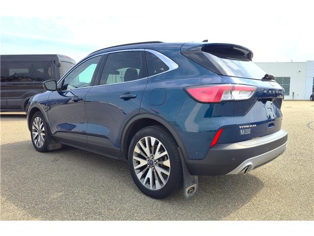 2020 Ford Escape Titanium Hybrid (Stk: U99587) in Hague - Image 3 of 15
