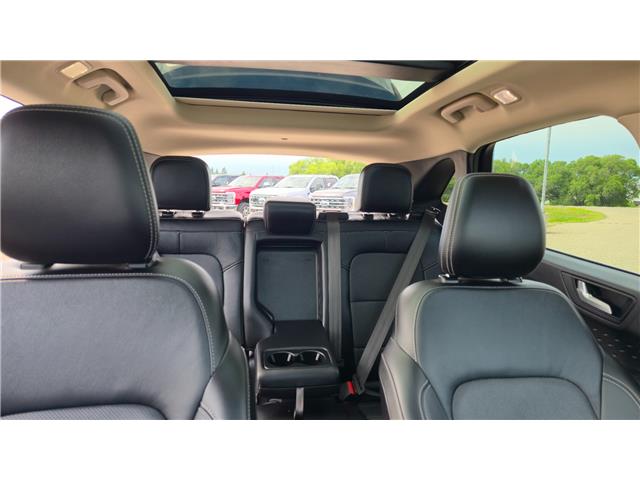 2020 Ford Escape Titanium Hybrid (Stk: U99587) in Hague - Image 15 of 15