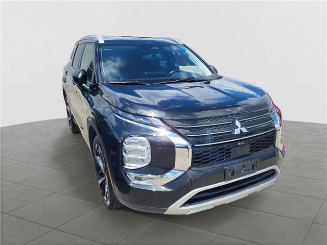 2023 Mitsubishi Outlander  (Stk: 00869) in Barrie - Image 3 of 50