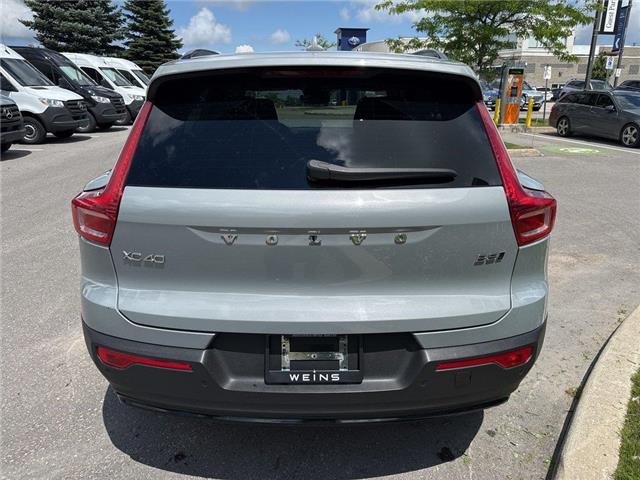 2024 Volvo XC40 B5 Plus Dark Theme (Stk: 19U1012) in Innisfil - Image 7 of 21