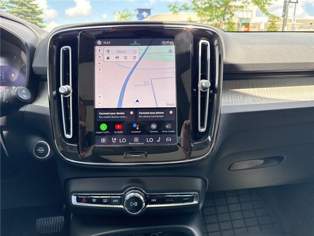 2024 Volvo XC40 B5 Plus Dark Theme (Stk: 19U1012) in Innisfil - Image 15 of 21