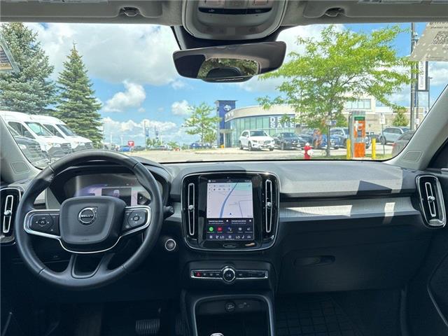 2024 Volvo XC40 B5 Plus Dark Theme (Stk: 19U1012) in Innisfil - Image 19 of 21
