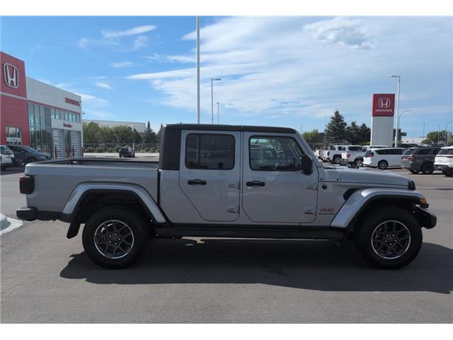 2020 Jeep Gladiator Overland (Stk: C1748A) in Lethbridge - Image 2 of 28