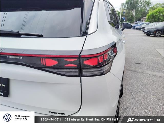 2026 Volkswagen Tiguan Highline Turbo R-Line (Stk: 92627) in North Bay - Image 11 of 25
