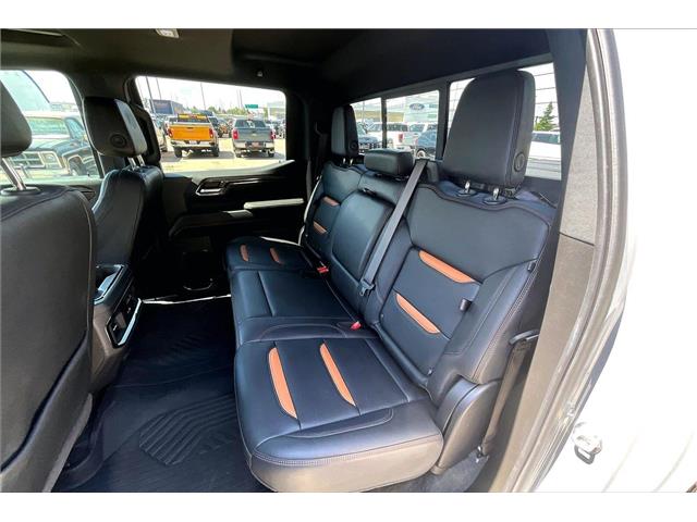 2024 GMC Sierra 1500 AT4 (Stk: 39905UA) in Calgary - Image 27 of 34