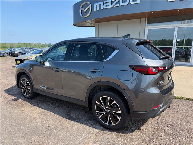 2022 Mazda CX-5 GT (Stk: 24887) in Pembroke - Image 11 of 14
