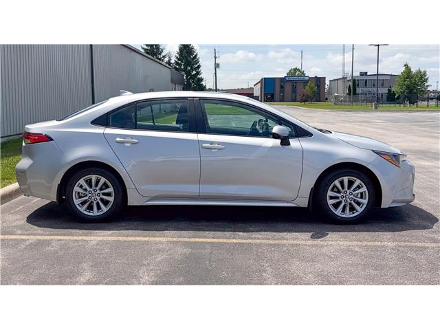 2026 Toyota Corolla LE (Stk: 3252) in Sarnia - Image 3 of 7