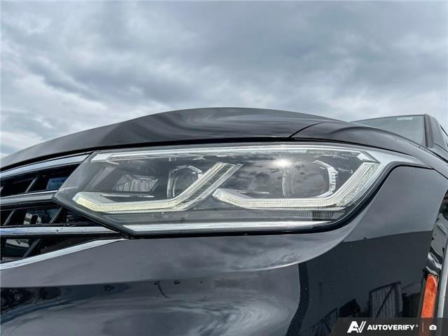 2022 Volkswagen Tiguan Highline R-Line (Stk: ST-721A) in Calgary - Image 7 of 9