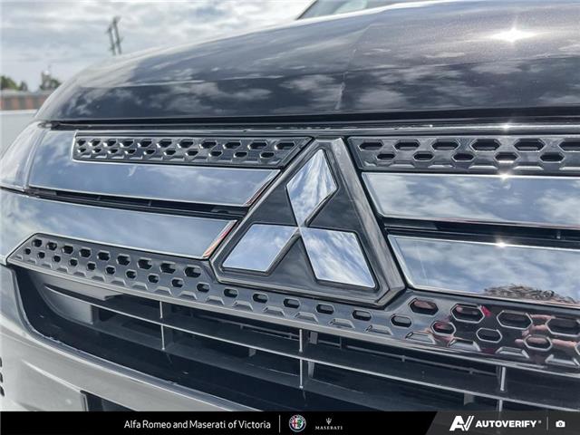 2019 Mitsubishi Outlander Plug-In Hybrid SE (Stk: 912381) in Victoria - Image 8 of 24
