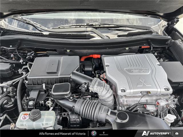 2019 Mitsubishi Outlander Plug-In Hybrid SE (Stk: 912381) in Victoria - Image 9 of 24