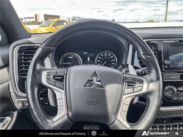 2019 Mitsubishi Outlander Plug-In Hybrid SE (Stk: 912381) in Victoria - Image 13 of 24