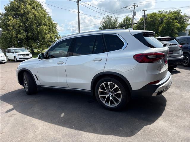 2019 BMW X5 xDrive40i in Sussex - Image 3 of 14