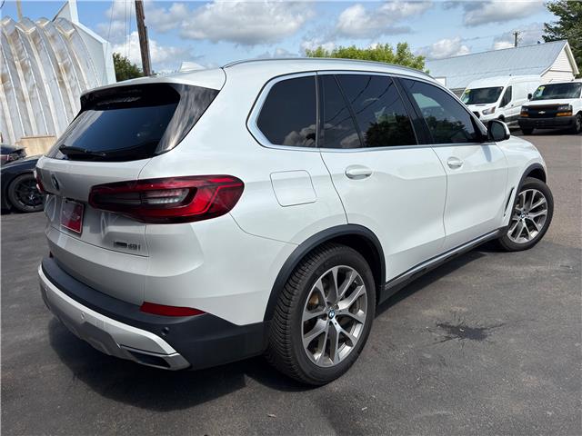 2019 BMW X5 xDrive40i in Sussex - Image 5 of 14