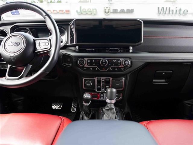 2024 Jeep Wrangler Rubicon 392 (Stk: 31610) in Surrey - Image 16 of 30