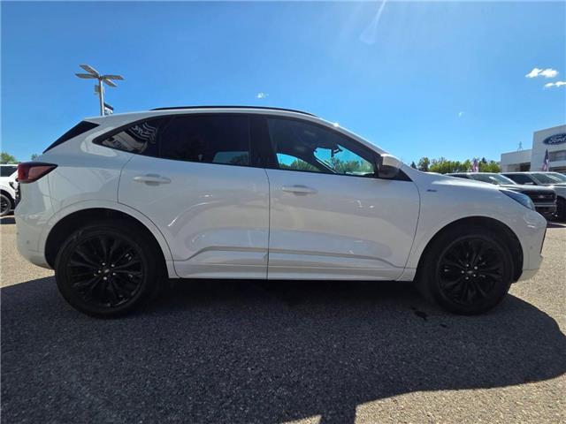 2023 Ford Escape ST-Line Elite (Stk: TA-1157A) in Calgary - Image 4 of 15