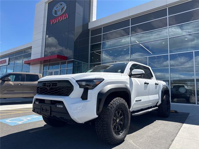 2026 Toyota Tacoma Base (Stk: T124131) in Cranbrook - Image 1 of 20