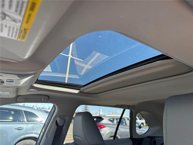 2021 Toyota RAV4 Hybrid  (Stk: Y606270A) in Cranbrook - Image 15 of 22
