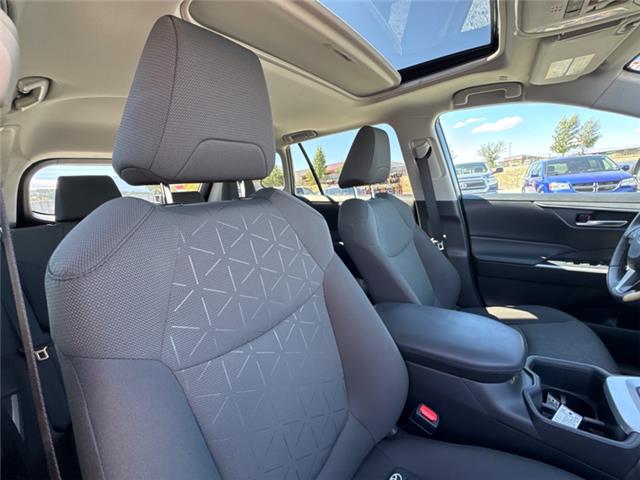 2024 Toyota RAV4  (Stk: C399504M) in Cranbrook - Image 11 of 20