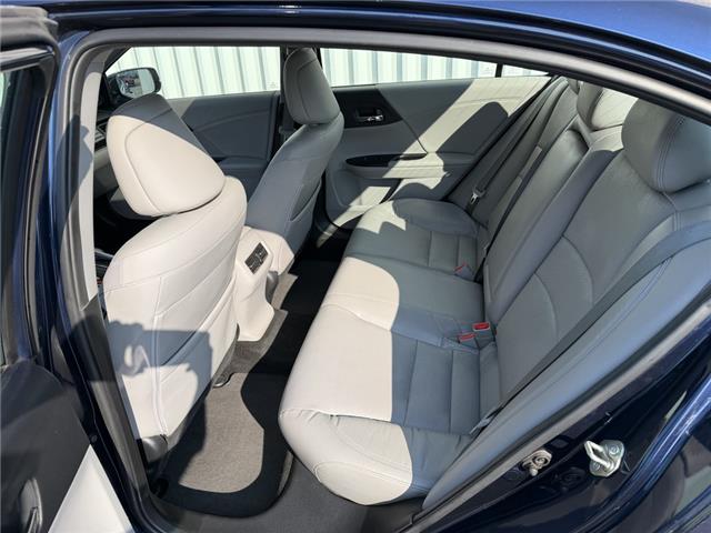 2017 Honda Accord EX-L (Stk: 2809) in Hawkesbury - Image 10 of 23