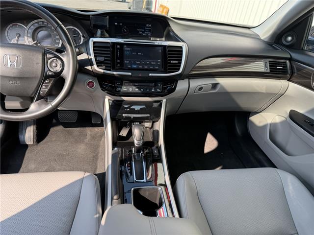 2017 Honda Accord EX-L (Stk: 2809) in Hawkesbury - Image 11 of 23